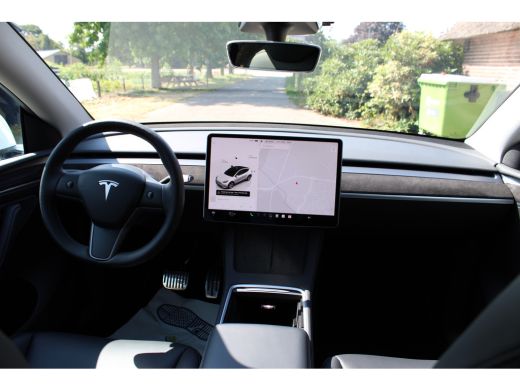Tesla Model Y Long Range AWD 75 kWh SOh 91% PANO LEER LED 95000KM!!! ActivLease financial lease