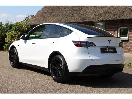 Tesla Model Y Long Range AWD 75 kWh SOh 91% PANO LEER LED 95000KM!!! ActivLease financial lease