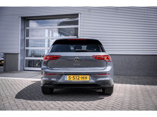 Volkswagen Golf 1.4 eHybrid GTE | Achteruitrijcamera | Apple Carplay/Android Auto|telefoonintegratie premium | Cr... ActivLease financial lease