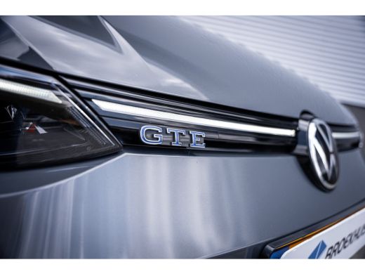 Volkswagen Golf 1.4 eHybrid GTE | Achteruitrijcamera | Apple Carplay/Android Auto|telefoonintegratie premium | Cr... ActivLease financial lease