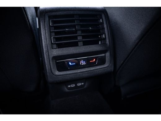 Volkswagen Golf 1.4 eHybrid GTE | Achteruitrijcamera | Apple Carplay/Android Auto|telefoonintegratie premium | Cr... ActivLease financial lease