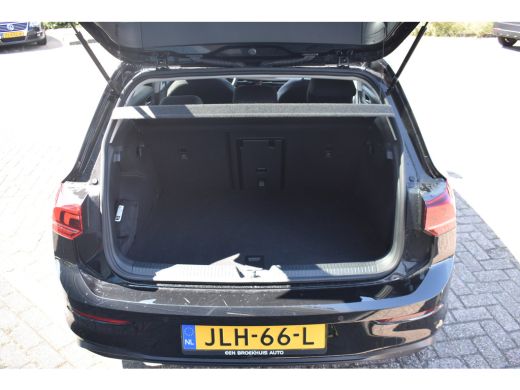 Volkswagen Golf 1.5 eHybrid 204PK DSG-6 Life Edition | PANORAMADAK | NAVI BY APP | CAMERA | 18 INCH | ADAPT. CRUI... ActivLease financial lease