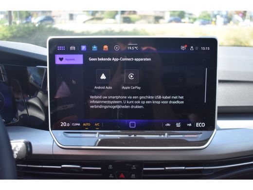 Volkswagen Golf 1.5 eHybrid 204PK DSG-6 Life Edition | PANORAMADAK | NAVI BY APP | CAMERA | 18 INCH | ADAPT. CRUI... ActivLease financial lease