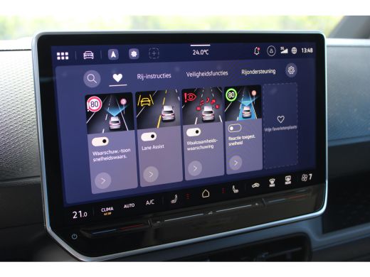 Volkswagen ID. Buzz Cargo Cargo Bulli Limited Edition 286 PK 79 kWh | Achteruitrijcamera | Apple Carplay/Android Auto|telef... ActivLease financial lease