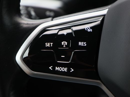 Volkswagen ID.4 Business 77 kWh 204 Pk | Stoel/Stuurverwarming | Adaptive Cruise | Matrix LED | Camera | CarPlay ... ActivLease financial lease