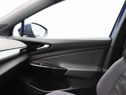 Volkswagen ID.4 Business 77 kWh 204 Pk | Stoel/Stuurverwarming | Adaptive Cruise | Matrix LED | Camera | CarPlay ... ActivLease financial lease