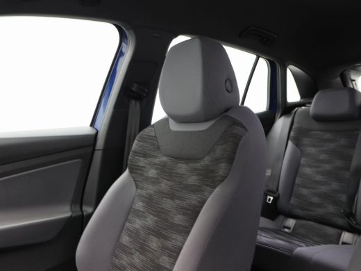 Volkswagen ID.4 Business 77 kWh 204 Pk | Stoel/Stuurverwarming | Adaptive Cruise | Matrix LED | Camera | CarPlay ... ActivLease financial lease