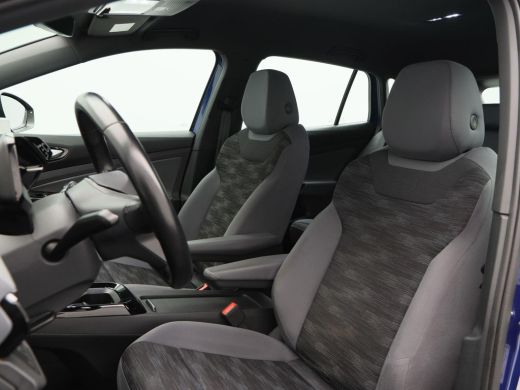 Volkswagen ID.4 Business 77 kWh 204 Pk | Stoel/Stuurverwarming | Adaptive Cruise | Matrix LED | Camera | CarPlay ... ActivLease financial lease
