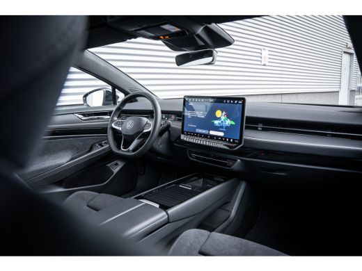 Volkswagen ID.7 Limited Edition Plus | 360 graden camera (Area View) | Achterklep, elektrisch, met sensorgestuurd... ActivLease financial lease