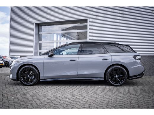 Volkswagen ID.7 Limited Edition Plus | 360 graden camera (Area View) | Achterklep, elektrisch, met sensorgestuurd... ActivLease financial lease