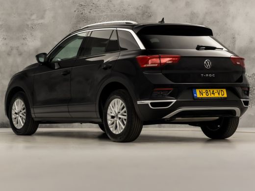 Volkswagen T-Roc 1.0 TSI Sport (APPLE CARPLAY, GROOT NAVI, CAMERA, CLIMATE, SPORTSTOELEN, GETINT GLAS, ELEK ACHTER... ActivLease financial lease