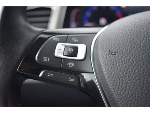 Volkswagen T-Roc 1.5 TSI Style 150PK | NAVIGATIE | ADAPT. CRUISE | ELEKT. SPIEGELS | DAB+ | BLUETOOTH ActivLease financial lease