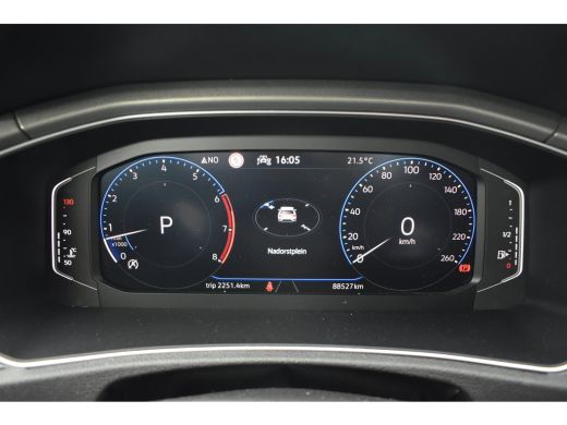 Volkswagen T-Roc 1.5 TSI Style 150PK | NAVIGATIE | ADAPT. CRUISE | ELEKT. SPIEGELS | DAB+ | BLUETOOTH ActivLease financial lease