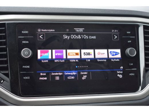 Volkswagen T-Roc 1.5 TSI Style 150PK | NAVIGATIE | ADAPT. CRUISE | ELEKT. SPIEGELS | DAB+ | BLUETOOTH ActivLease financial lease