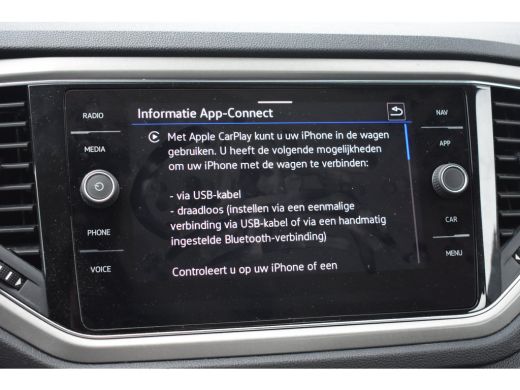 Volkswagen T-Roc 1.5 TSI Style 150PK | NAVIGATIE | ADAPT. CRUISE | ELEKT. SPIEGELS | DAB+ | BLUETOOTH ActivLease financial lease