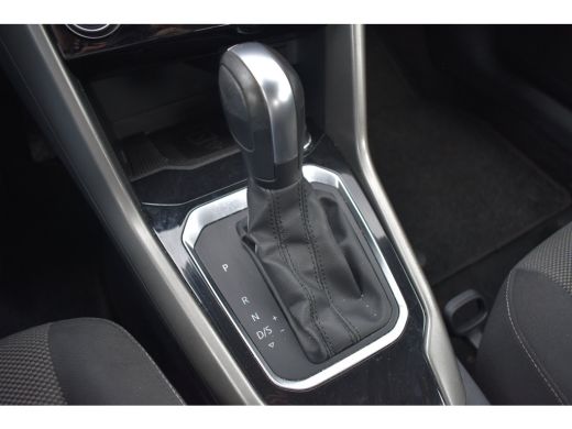 Volkswagen T-Roc 1.5 TSI Style 150PK | NAVIGATIE | ADAPT. CRUISE | ELEKT. SPIEGELS | DAB+ | BLUETOOTH ActivLease financial lease