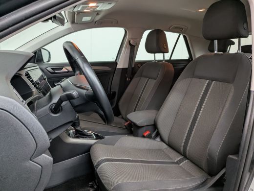 Volkswagen T-Roc 1.5 TSI Style 150PK | NAVIGATIE | ADAPT. CRUISE | ELEKT. SPIEGELS | DAB+ | BLUETOOTH ActivLease financial lease