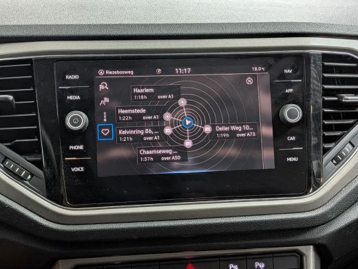 Volkswagen T-Roc 1.5 TSI Style 150PK | NAVIGATIE | ADAPT. CRUISE | ELEKT. SPIEGELS | DAB+ | BLUETOOTH ActivLease financial lease
