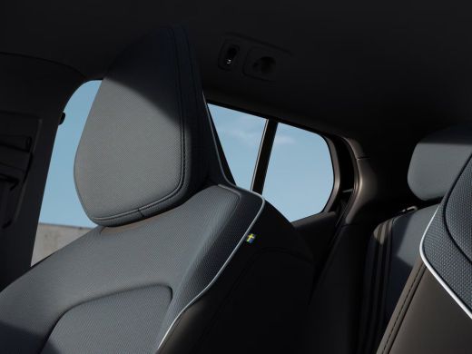 Volvo  EX30 P5 Long Range Plus Black Edition Europa 69 kWh | Achteruitrijcamera | Alarmsysteem | Apple Carpla... ActivLease financial lease