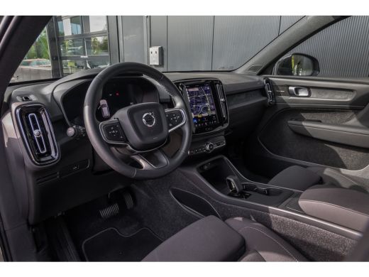 Volvo  EX40 Single Motor 70kWh Core Business | 19" | Trekhaak | Harman Kardon | Adaptieve Cruise | BLIS | Par... ActivLease financial lease