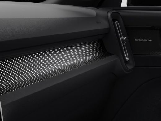 Volvo  EX40 Single Motor Extended Range Ultra Europa 82 kWh | Achterbank verwarmd | Apple Carplay/Android Aut... ActivLease financial lease