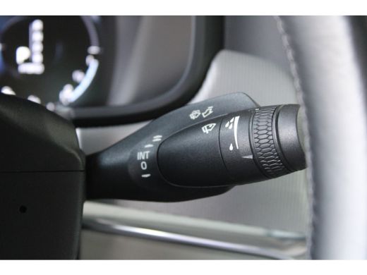 Volvo  S90 2.0 T8 AWD Inscription | 360&deg;-camera | Achterbank elektrisch neerklapbaar | Achteropkomend verkee... ActivLease financial lease