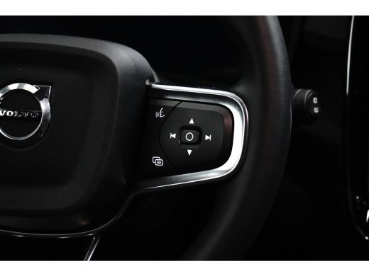 Volvo  XC40 Recharge Plus | Pilot Assist | Camera | Stuur/stoelverwarming ActivLease financial lease