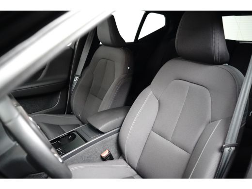 Volvo  XC40 Recharge Plus | Pilot Assist | Camera | Stuur/stoelverwarming ActivLease financial lease
