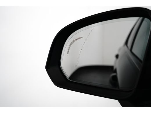 Volvo  XC40 Recharge Plus | Pilot Assist | Camera | Stuur/stoelverwarming ActivLease financial lease
