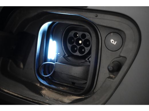 Volvo  XC40 Recharge Plus | Pilot Assist | Camera | Stuur/stoelverwarming ActivLease financial lease