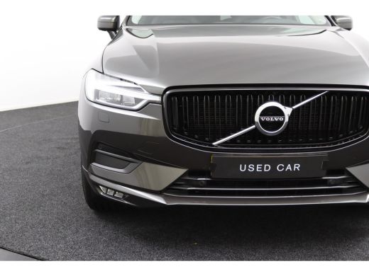 Volvo  XC60 2.0 B5 Momentum Pro | Trekhaak | Lederen Stoelen | Camera | Black Pack | Adaptieve LED Koplamp | ActivLease financial lease