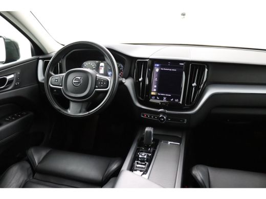 Volvo  XC60 2.0 B5 Momentum Pro | Trekhaak | Lederen Stoelen | Camera | Black Pack | Adaptieve LED Koplamp | ActivLease financial lease