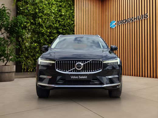 Volvo  XC60 2.0 T6 Plug-in hybrid AWD Core Bright | Trekhaak | Panoramadak | Pilot Assist | Stoelverwarming ActivLease financial lease
