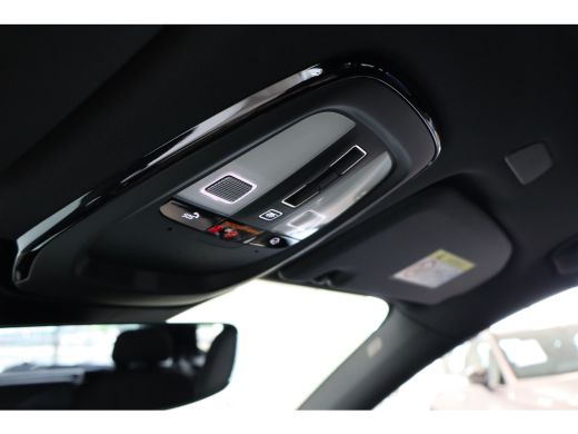 Volvo  XC60 T8 406PK AWD Ultra Dark Black Ed. | Executive | Luchtvering | B&W | 22" | Massage | HUD ActivLease financial lease