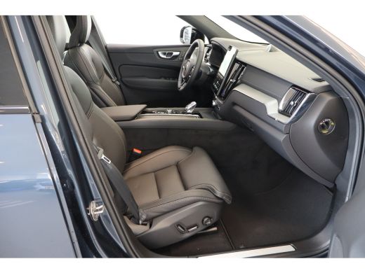 Volvo  XC60 T8 406PK AWD Ultra Dark Black Ed. | Executive | Luchtvering | B&W | 22" | Massage | HUD ActivLease financial lease