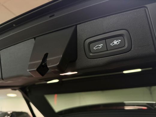 Volvo  XC60 T8 AWD Recharge Ultra Black Edition | Bowers & Wilkins | Luchtvering | Trekhaak | 360&deg; Camera | 4... ActivLease financial lease