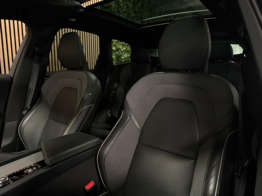 Volvo  XC60 T8 AWD Recharge Ultra Black Edition | Bowers & Wilkins | Luchtvering | Trekhaak | 360&deg; Camera | 4... ActivLease financial lease