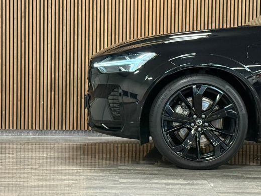 Volvo  XC60 T8 AWD Recharge Ultra Black Edition | Bowers & Wilkins | Luchtvering | Trekhaak | 360&deg; Camera | 4... ActivLease financial lease