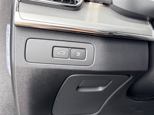 Volvo  XC90 T8 Recharge Ultra Dark Excecutive | 22" | Gelaagd & Getint Glas | Alumium Inleg | Zwarte hemel | ... ActivLease financial lease