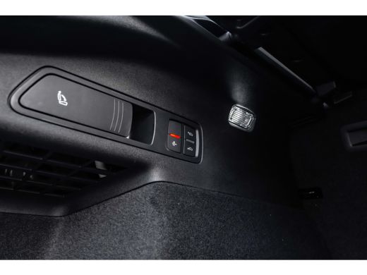 Audi Q6 e-tron S edition performance 100 kWh 306PK | Trekhaak | Luchtvering | Stoelventilatie | Panoramadak | B&... ActivLease financial lease
