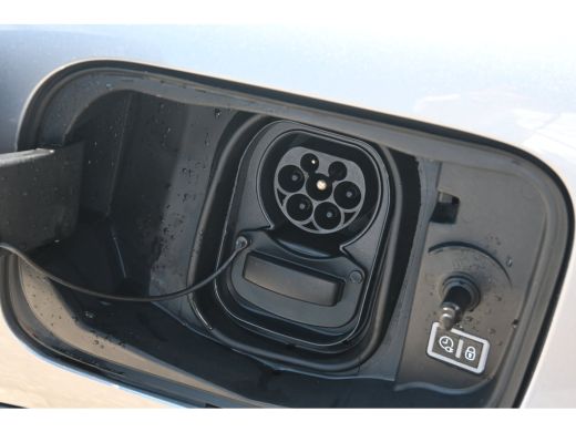 Citroën &euml;-C4 You 50 kWh 3 Fase 100%SOH! | Navigatie by App | Achteruitrijcamera | Cruise Control | Climate Con... ActivLease financial lease