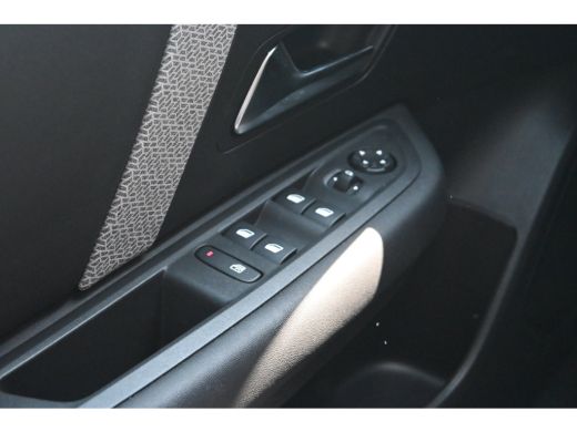 Citroën &euml;-C4 You 50 kWh 3 Fase 100%SOH! | Navigatie by App | Achteruitrijcamera | Cruise Control | Climate Con... ActivLease financial lease