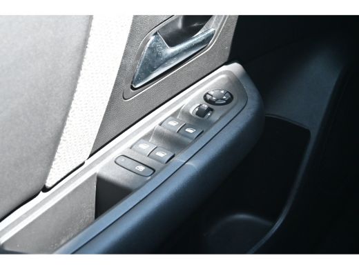 Citroën &euml;-C4 You 50 kWh 3 Fase 97%SOH! | Navigatie by App | Achteruitrijcamera | Cruise Control | Climate Cont... ActivLease financial lease