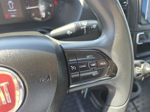 Fiat Ducato 2.2 MultiJet 140 S&S L2H2 3.5t - Euro 6 - 140 Pk - Navi - ParkeerCamera - Airco - Cruise Control ActivLease financial lease