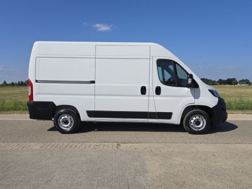 Fiat Ducato 2.2 MultiJet 140 S&S L2H2 3.5t - Euro 6 - 140 Pk - Navi - ParkeerCamera - Airco - Cruise Control ActivLease financial lease