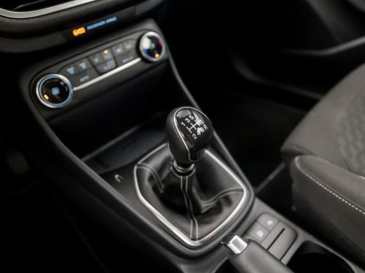 Ford Fiesta 1.0 EcoBoost Hybrid Titanium (APPLE CARPLAY, GROOT NAVI, CLIMATE, SPORTSTOELEN, PARKEERSENSOREN, ... ActivLease financial lease