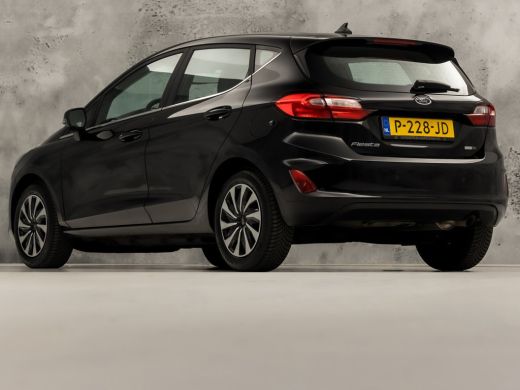 Ford Fiesta 1.0 EcoBoost Hybrid Titanium (APPLE CARPLAY, GROOT NAVI, CLIMATE, SPORTSTOELEN, PARKEERSENSOREN, ... ActivLease financial lease