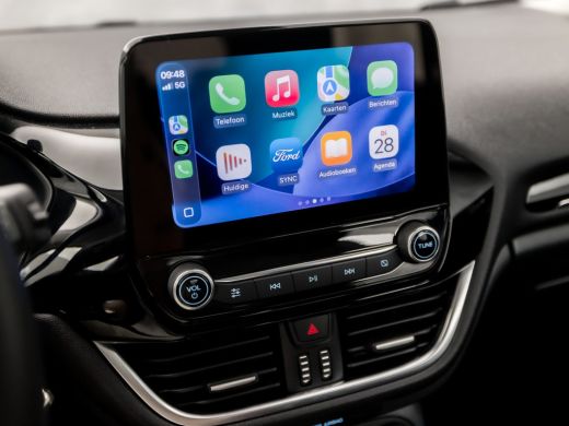 Ford Fiesta 1.0 EcoBoost Hybrid Titanium (APPLE CARPLAY, GROOT NAVI, CLIMATE, SPORTSTOELEN, PARKEERSENSOREN, ... ActivLease financial lease