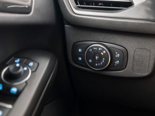 Ford Focus 1.0 EcoBoost Hybrid ST Line (APPLE CARPLAY, GROOT NAVI, STUUR/STOELVERWARMING, CAMERA, ADAPTIVE C... ActivLease financial lease