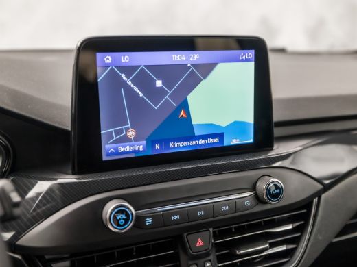 Ford Focus 1.0 EcoBoost Hybrid ST Line (APPLE CARPLAY, GROOT NAVI, STUUR/STOELVERWARMING, CAMERA, ADAPTIVE C... ActivLease financial lease